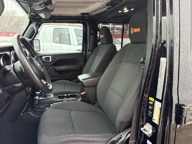 Used 2020 Jeep Gladiator Sport w/ Trailer Tow Package AWD/4WD image 28