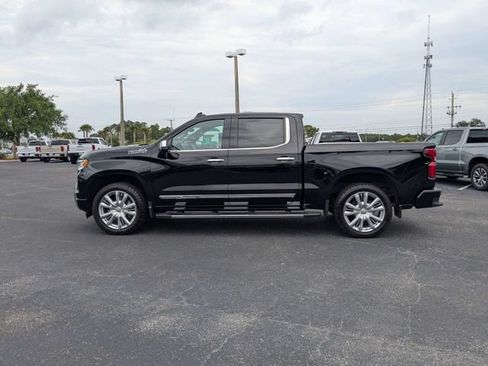 Used 2024 Chevrolet Silverado 1500 High Country w/ High Country Premium Package AWD/4WD image 6