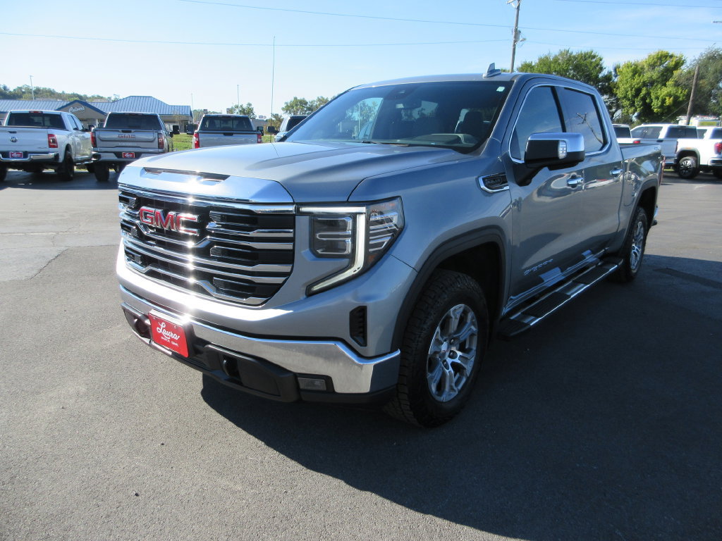 Certified 2023 GMC Sierra 1500 SLT AWD/4WD image 11