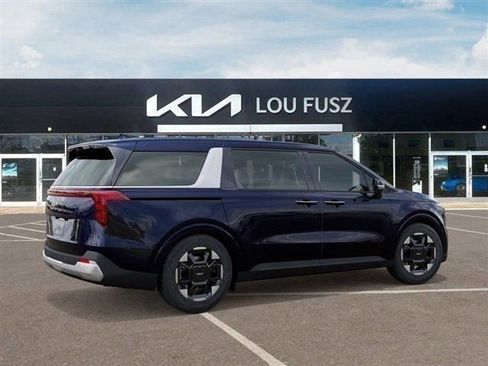 New 2026 Kia Carnival EX image 6