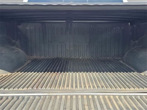 Used 2020 RAM 1500 Laramie image 28