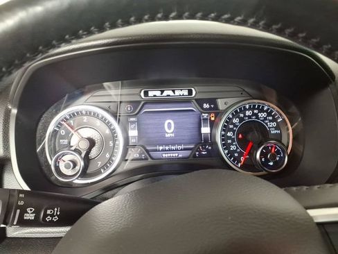 Used 2020 RAM 1500 Big Horn AWD/4WD image 18