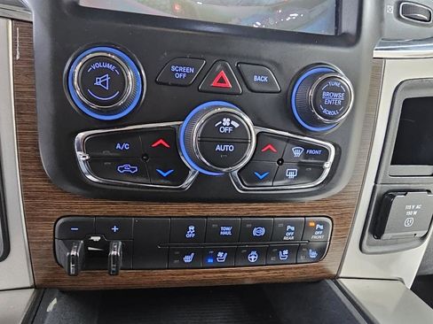 Used 2016 RAM 2500 Laramie image 32