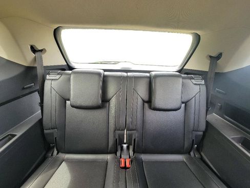 Used 2018 Volkswagen Atlas SE FWD image 26