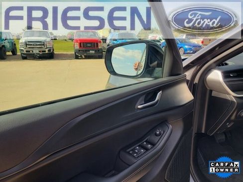 Used 2024 Jeep Grand Cherokee L Laredo image 9