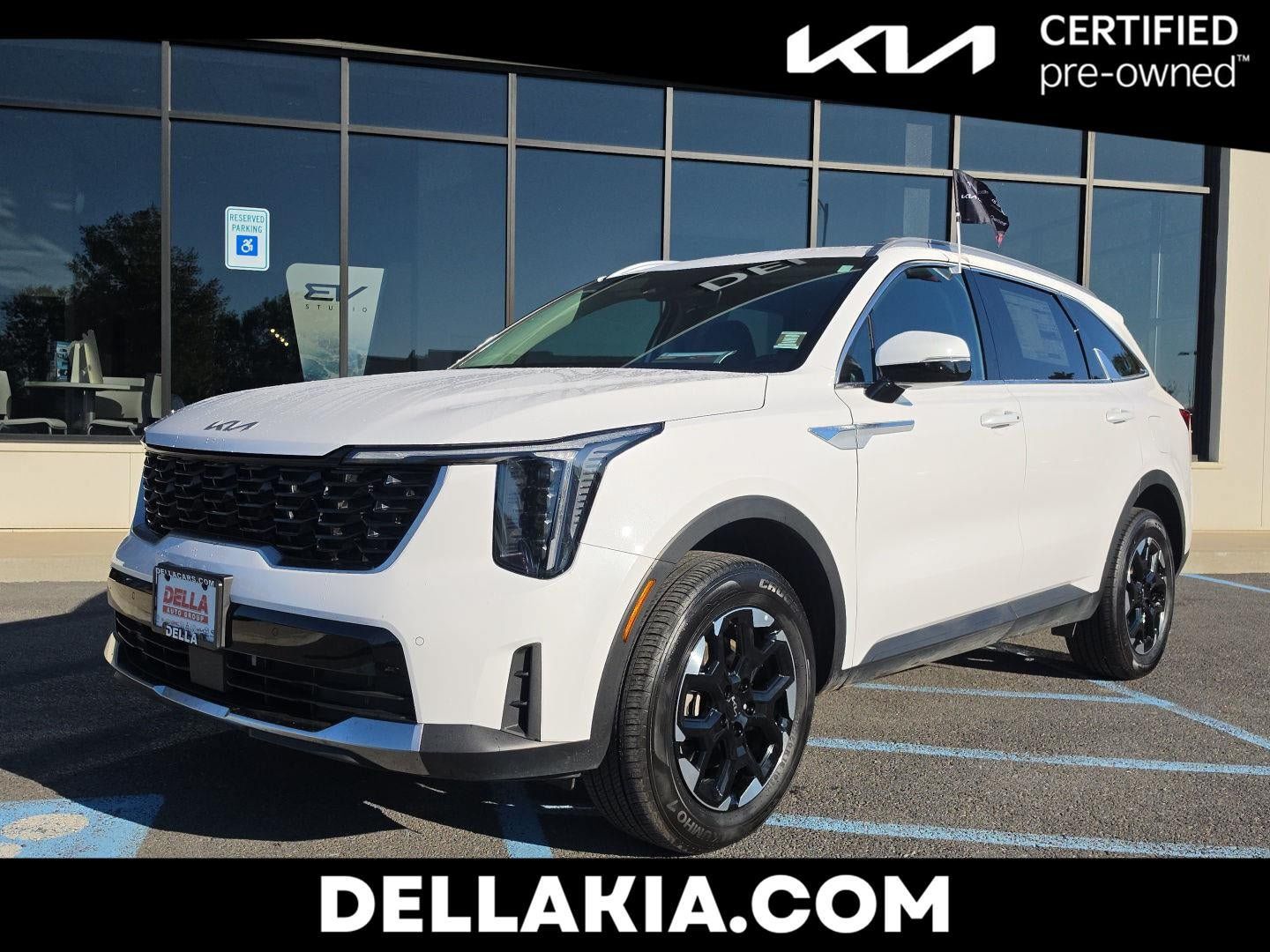 Certified 2026 Kia Sorento S AWD/4WD image 1