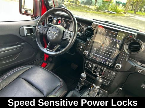 Used 2022 Jeep Wrangler Unlimited Sport image 12