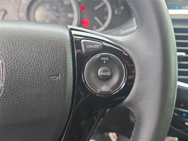 Used 2017 Honda Accord EX-L image 21