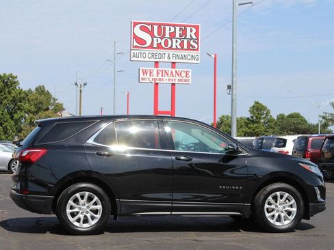 Used 2018 Chevrolet Equinox LT image 4