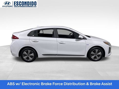 Used 2019 Hyundai Ioniq Plug-In Hybrid image 6
