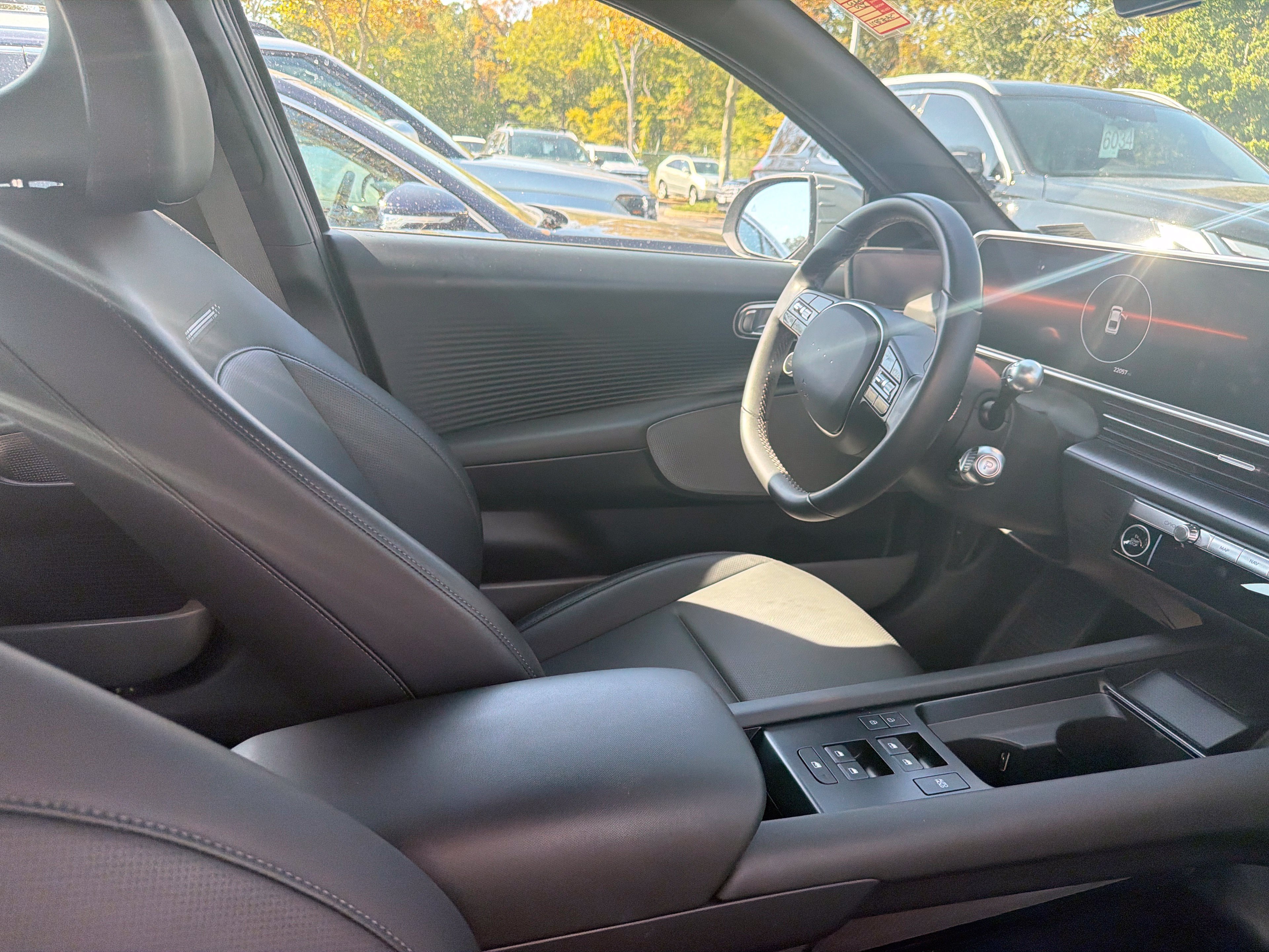 Used 2025 Hyundai Ioniq 6 SEL RWD image 11