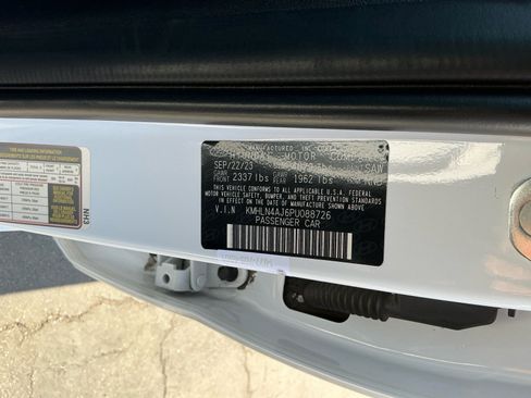 Used 2023 Hyundai Elantra Limited FWD image 27