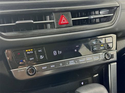 Certified 2024 Kia Seltos EX image 25