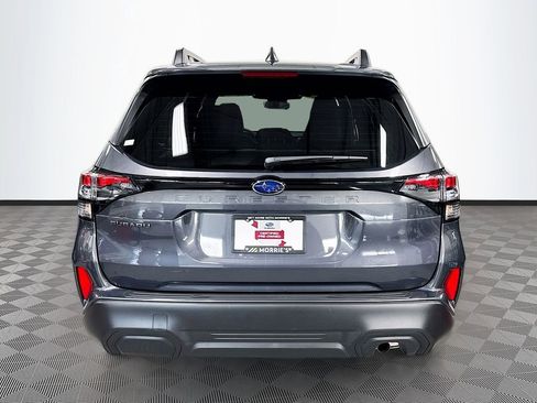Used 2025 Subaru Forester Premium image 36