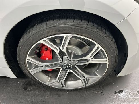 Used 2018 Kia Stinger GT AWD/4WD image 8