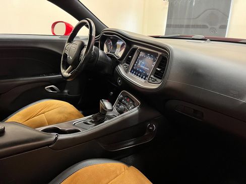 Used 2021 Dodge Challenger R/T Scat Pack w/ Plus Package image 14