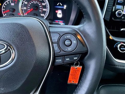 Used 2021 Toyota Corolla SE w/ Carpet Mat Package (TMS) image 19