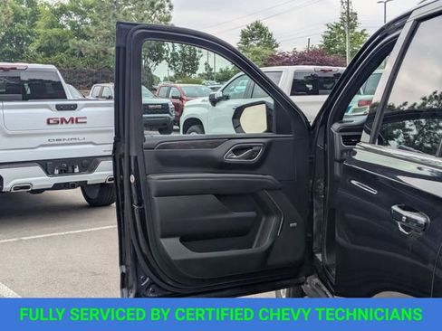 Used 2024 Chevrolet Suburban LT AWD/4WD image 27