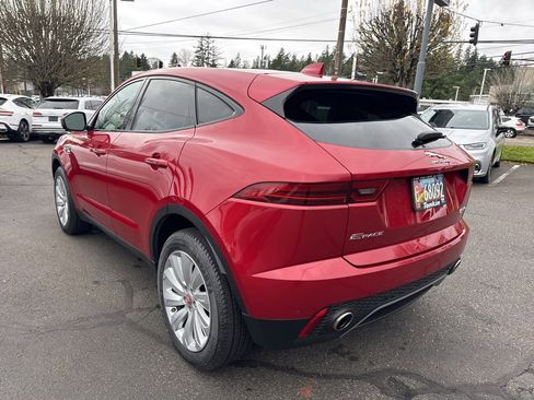 Used 2019 Jaguar E-PACE SE image 7
