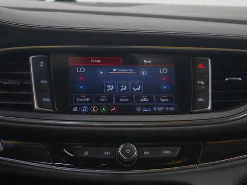 Used 2020 Buick Enclave Avenir w/ Avenir Technology Package AWD/4WD image 20