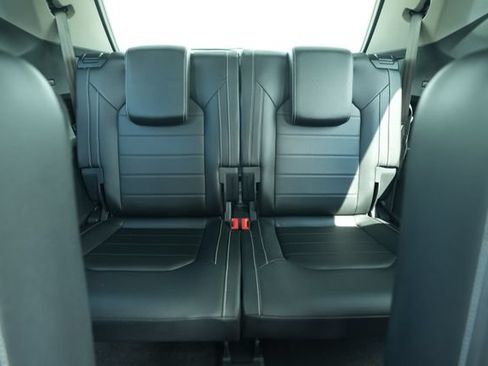 Used 2021 Volkswagen Atlas SEL Premium AWD/4WD image 29