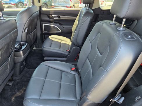 Used 2023 Kia Telluride EX X-Line AWD/4WD image 13