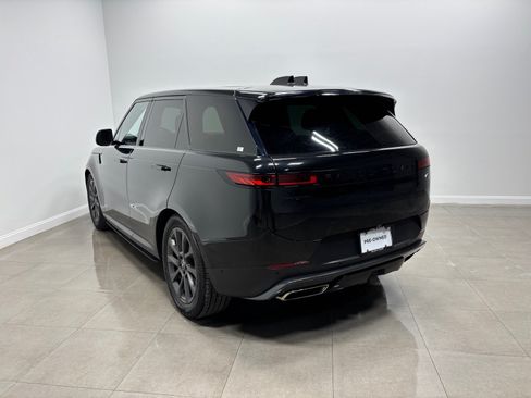 Used 2023 Land Rover Range Rover Sport SE AWD/4WD image 9