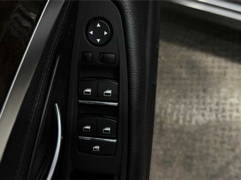 Used 2015 BMW 528i Sedan image 24