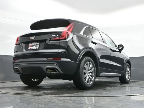 Used 2019 Cadillac XT4 Premium Luxury image 41