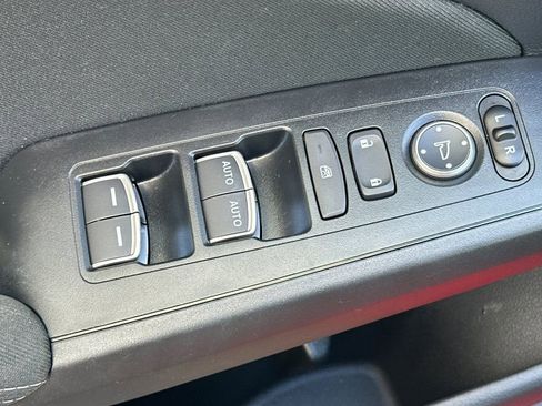 Used 2025 Honda Civic Sport image 11