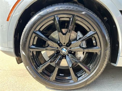 Certified 2024 BMW X7 xDrive40i w/ M Sport Package AWD/4WD image 26