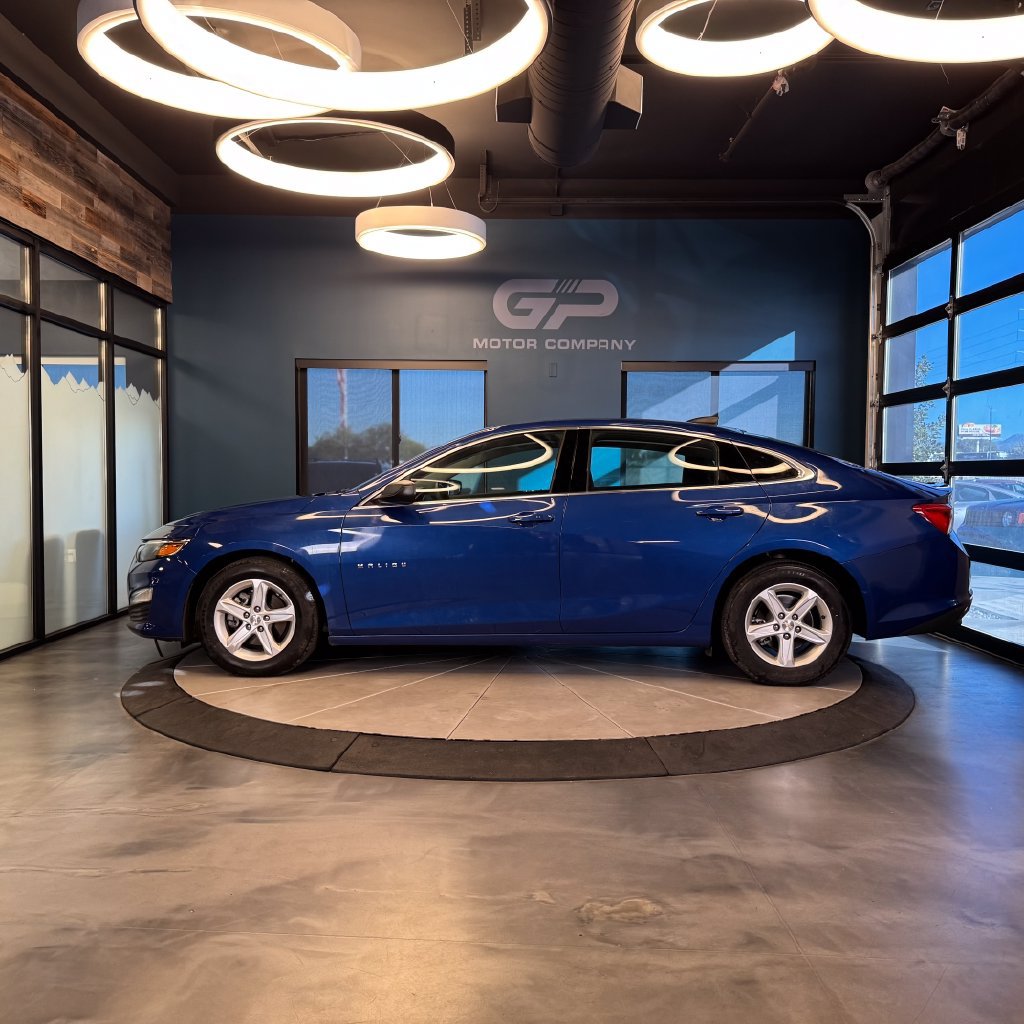 Used 2023 Chevrolet Malibu LS w/ LPO, Floor Liner Package FWD image 6