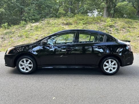 Used 2011 Nissan Sentra 2.0 SR FWD image 10