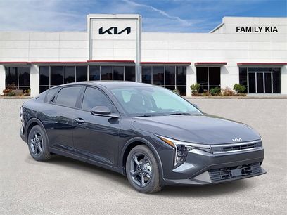 New 2026 Kia K4 LXS