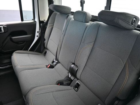 New 2026 Jeep Gladiator Sport image 28