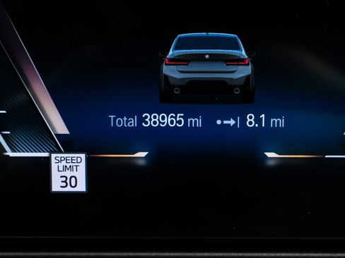 Used 2023 BMW 330i xDrive Sedan w/ M Sport Package image 24