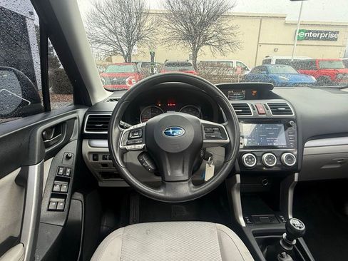 Used 2016 Subaru Forester 2.5i Premium image 23