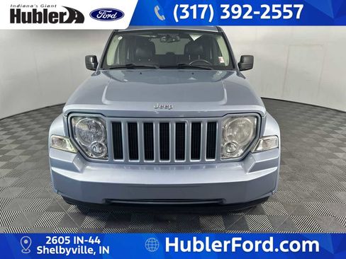 Used 2012 Jeep Liberty Sport AWD/4WD image 3