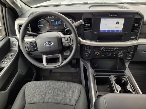 New 2026 Ford F350 XLT w/ FX4 Off-Road Package AWD/4WD image 13