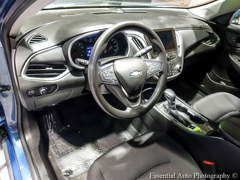 Used 2024 Chevrolet Malibu LT FWD image 11