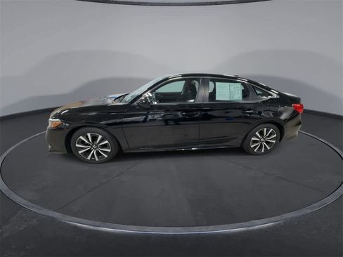 Used 2023 Honda Civic EX image 5