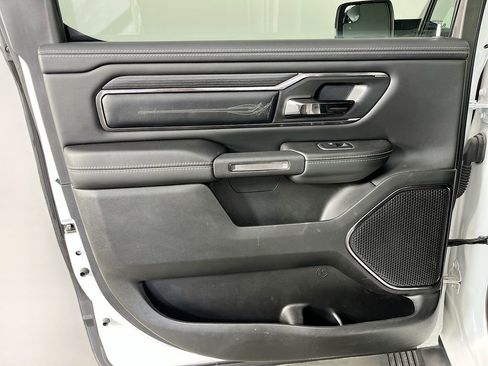 Used 2022 RAM 1500 Limited w/ Body-Colour Bumper Group AWD/4WD image 31