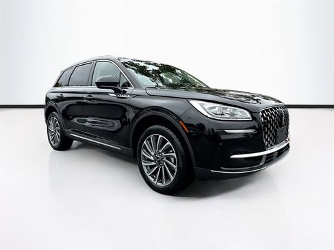 Used 2024 Lincoln Corsair Reserve image 4