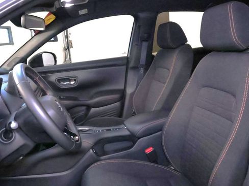 Used 2025 Honda HR-V Sport image 14