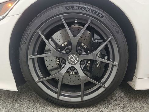 Used 2017 Acura NSX AWD/4WD image 33
