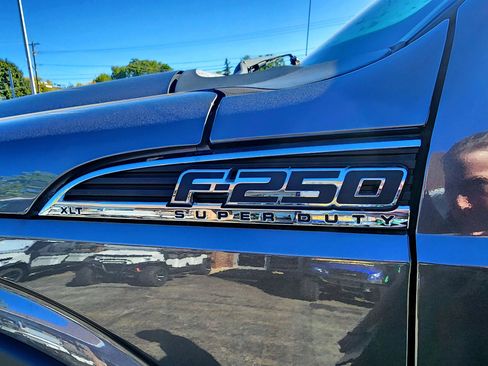 Used 2016 Ford F250 XLT w/ XLT Value Package image 31