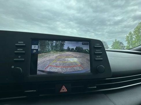 Certified 2025 Hyundai Elantra Sport FWD image 25