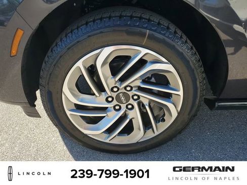 New 2025 Lincoln Navigator L Reserve image 12