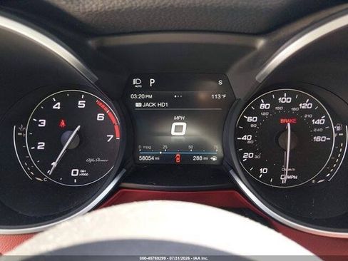 Used 2019 Alfa Romeo Stelvio Ti Sport w/ Quick Order Package 22S Sport AWD/4WD image 7
