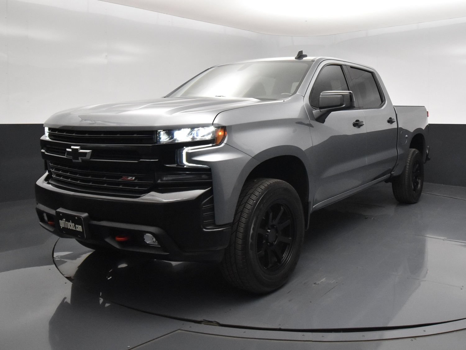 Used 2021 Chevrolet Silverado 1500 LT Trail Boss w/ Bed Protection Package AWD/4WD image 2
